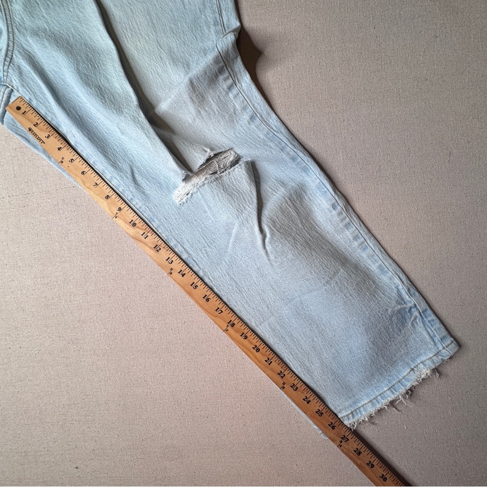 Universal Thread Plus Size Light‎ Distressed Wide Leg Jeans Vintage Straight 22W - Picture 8 of 8